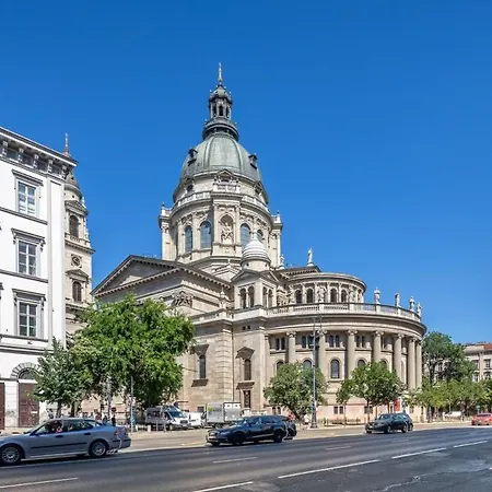 Centrally Located For Solo Traveller Budapest