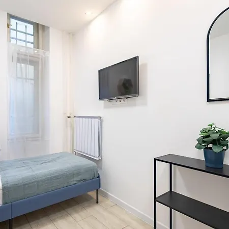 Centrally Located For Solo Traveller